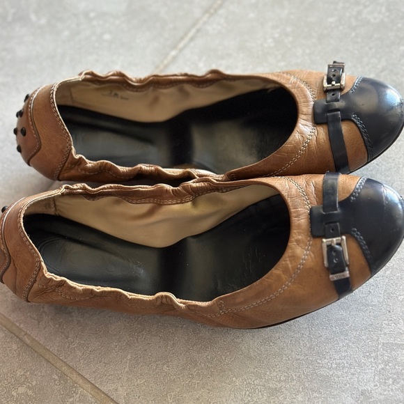 Moving Sale | TOD'S Leather Scrunch Ballet Flats Brown Dark 8.5 with orginal bag - Picture 13 of 15
